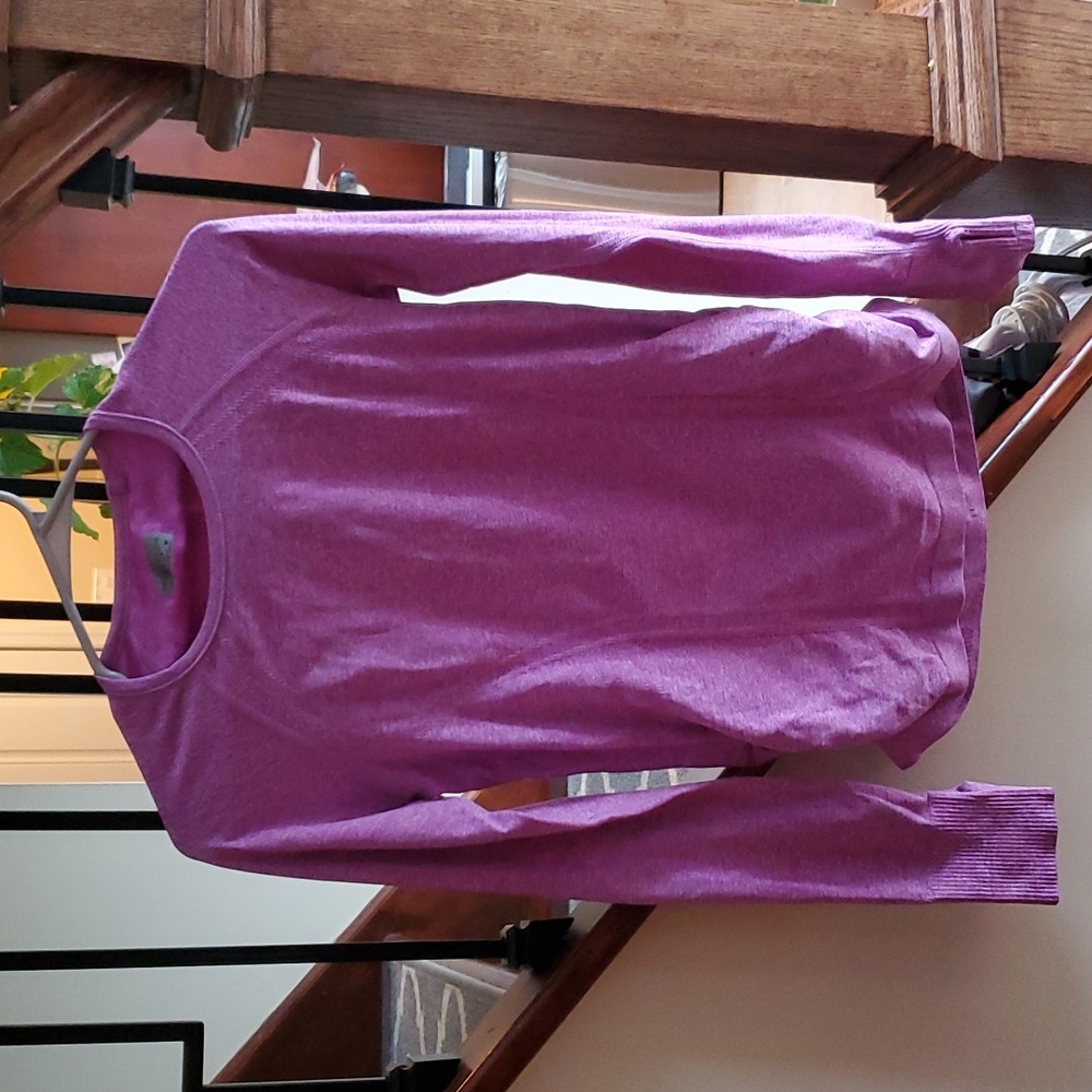 Athleta top